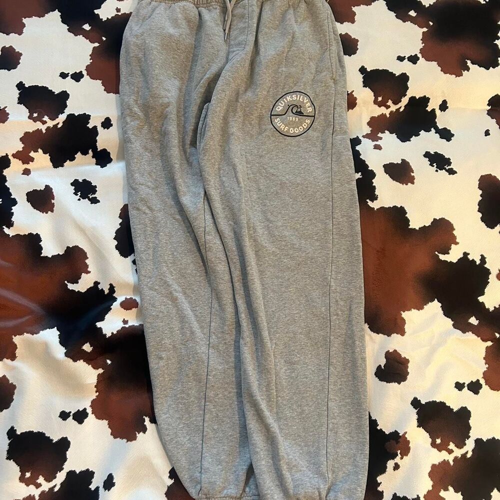 Quiksilver Men's Grey Joggers-tracksuits
